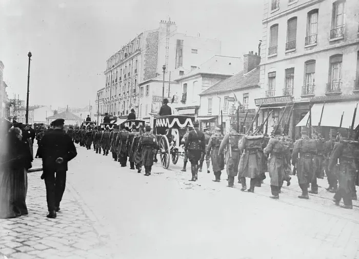 Framed Print : English soldiers buried, Versailles, 29 Oct 1914. Creator: Bain News Service Framed Print : English soldiers buried, Versailles, 29 Oct 1914. Creator: Bain News Service