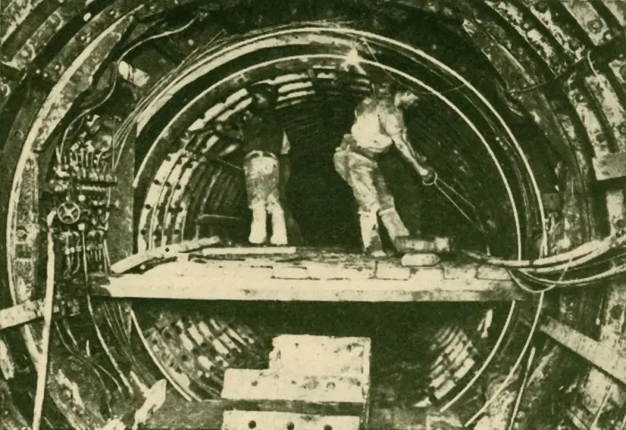 Framed Print : Enlarging Tunnels on the City and South London Railway, Shoowing New and Old Diameters, 1930 Framed Print : Enlarging Tunnels on the City and South London Railway, Shoowing New and Old Diameters, 1930