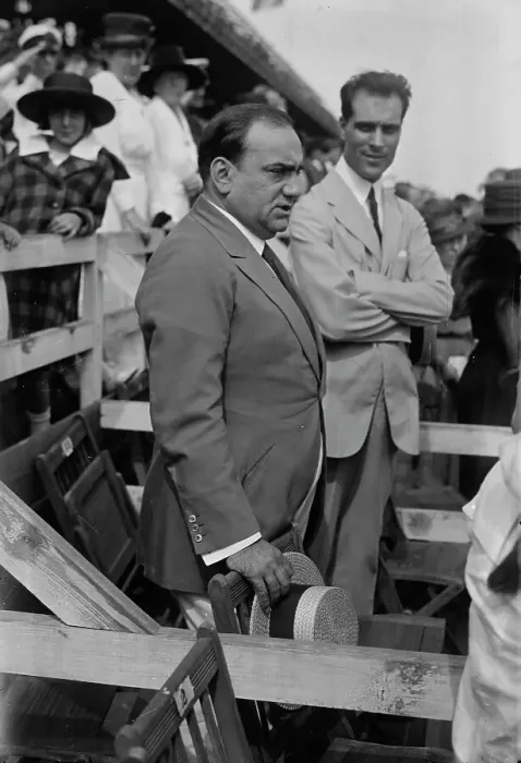 Framed Print : Enrico Caruso & Bruno Zirato, 1918. Creator: Bain News Service Framed Print : Enrico Caruso & Bruno Zirato, 1918. Creator: Bain News Service