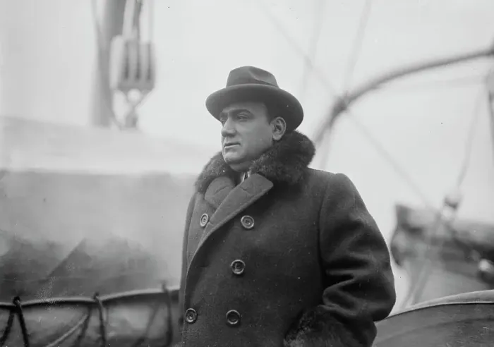 Framed Print : Enrico Caruso, between c1910 and c1915. Creator: Bain News Service Framed Print : Enrico Caruso, between c1910 and c1915. Creator: Bain News Service