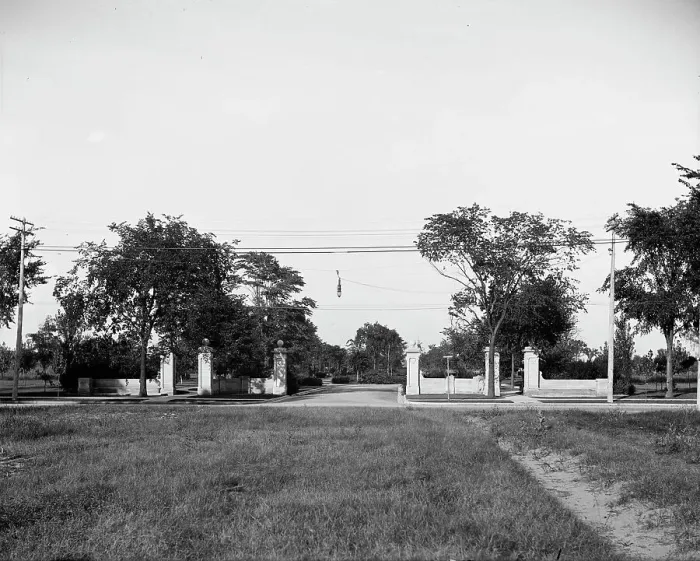 Framed Print : Entrance to Detroit, Woodward Avenue and E. Boston Boulevard, Detroit, Michigan, c1900- 1910. Creator: William H. Jackson Framed Print : Entrance to Detroit, Woodward Avenue and E. Boston Boulevard, Detroit, Michigan, c1900- 1910. Creator: William H. Jackson
