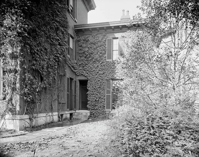Framed Print : Side entrance, J.H. Patterson's residence, Dayton, Ohio, between 1900 and 1905. Creator: Unknown Framed Print : Side entrance, J.H. Patterson's residence, Dayton, Ohio, between 1900 and 1905. Creator: Unknown