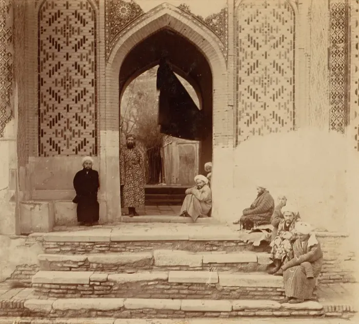 Framed Print : At the entrance to Shakh-i Zindeh, Samarkand, between 1905 and 1915. Creator: Sergey Mikhaylovich Prokudin-Gorsky Framed Print : At the entrance to Shakh-i Zindeh, Samarkand, between 1905 and 1915. Creator: Sergey Mikhaylovich Prokudin-Gorsky
