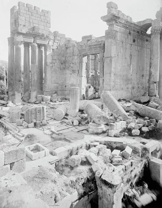 Framed Print : Entrance, Temple of Jupiter, Baalbek, between c1915 and c1920. Creator: Bain News Service Framed Print : Entrance, Temple of Jupiter, Baalbek, between c1915 and c1920. Creator: Bain News Service
