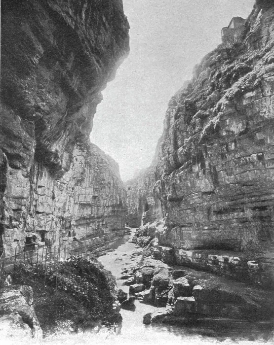 Framed Print : Entrée des Gorges du Rhumel; Afrique du nord, 1914. Creator: Unknown Framed Print : Entrée des Gorges du Rhumel; Afrique du nord, 1914. Creator: Unknown