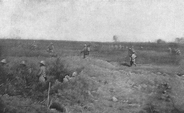 Episodes de l'offensive de la Somme; le 2 juillet, dans la region d'Herbecourt: depart de... 1916. Creator: Unknown