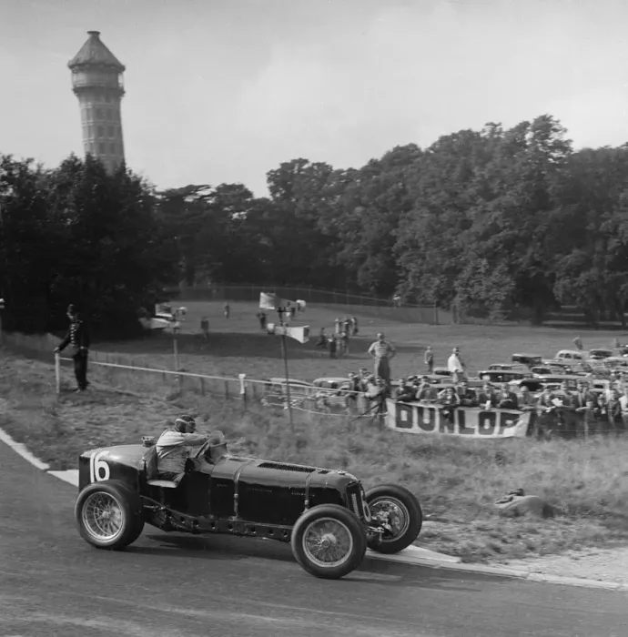 Framed Print : ERA of Raymond Mays racing at Crystal Palace, London, 1939. Artist: Bill Brunell Framed Print : ERA of Raymond Mays racing at Crystal Palace, London, 1939. Artist: Bill Brunell