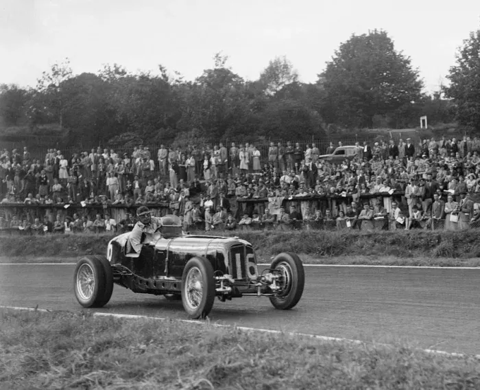 Framed Print : ERA of Raymond Mays racing at Crystal Palace, London, 1939. Artist: Bill Brunell Framed Print : ERA of Raymond Mays racing at Crystal Palace, London, 1939. Artist: Bill Brunell