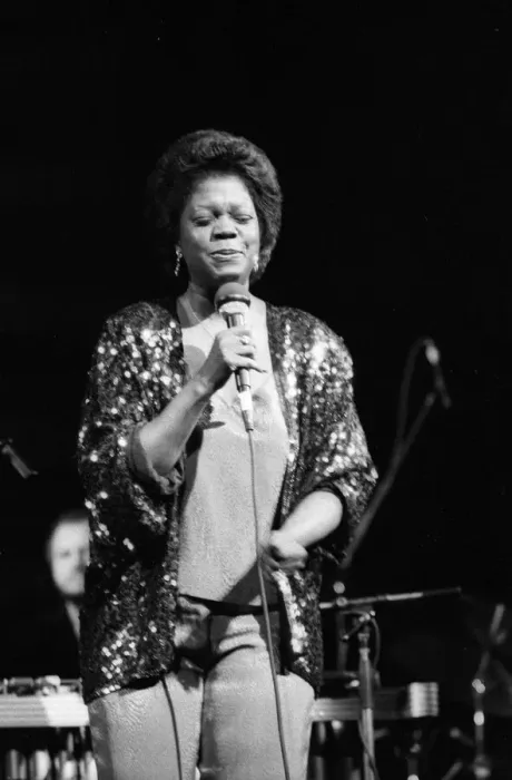 Framed Print : Ernestine Anderson Philip Morris Jazz Festival, Dominion Theatre, London, Nov 1985 Framed Print : Ernestine Anderson Philip Morris Jazz Festival, Dominion Theatre, London, Nov 1985