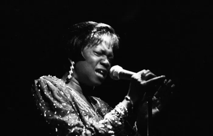 Framed Print : Ernestine Anderson, Ronnie Scotts Jazz Club, Soho, London, Oct 1994 Framed Print : Ernestine Anderson, Ronnie Scotts Jazz Club, Soho, London, Oct 1994