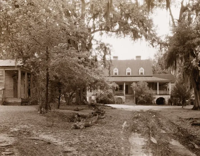 Framed Print : The Eutaw, William Henry Sinkler house, Eutawville vicinity, Berkeley County, South Carolina, 1938 Creator: Frances Benjamin Johnston. The Eutaw, William Henry Sinkler house, Eutawville vicinity, Berkeley County, South Carolina Framed Print : The Eutaw, William Henry Sinkler house, Eutawville vicinity, Berkeley County, South Carolina, 1938 Creator: Frances Benjamin Johnston. The Eutaw, William Henry Sinkler house, Eutawville vicinity, Berkeley County, South Carolina