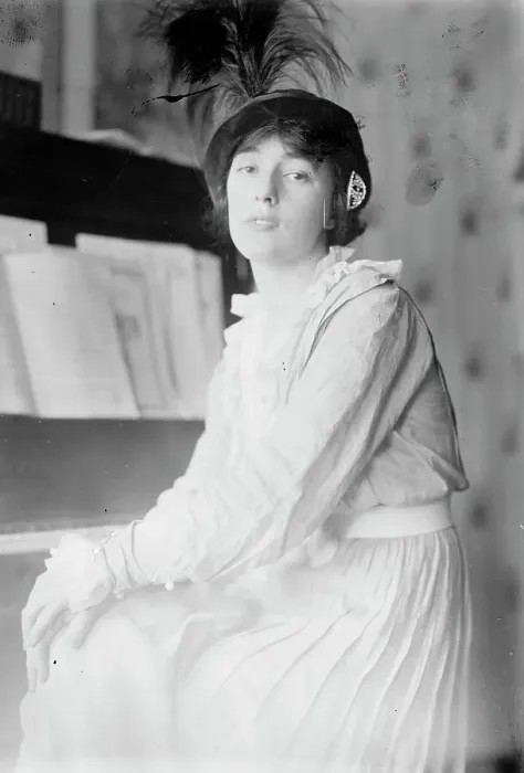 Framed Print : Evelyn Thaw, 1913. Creator: Bain News Service Framed Print : Evelyn Thaw, 1913. Creator: Bain News Service