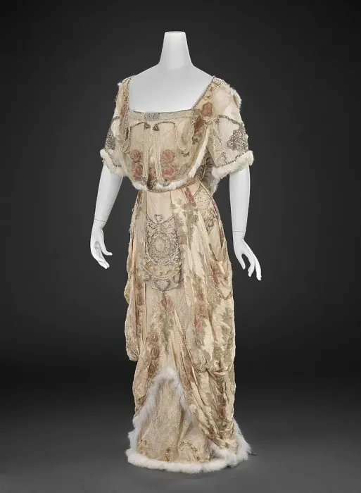 Framed Print : Evening Dress, 1910-1914. Creator: Girolamo Giuseffi Framed Print : Evening Dress, 1910-1914. Creator: Girolamo Giuseffi