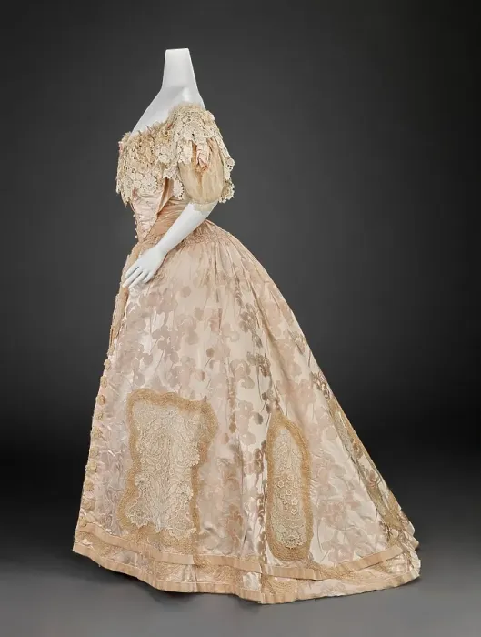 Framed Print : Evening Dress (Bodice, Skirt), about 1906. Creator: Girolamo Giuseffi Framed Print : Evening Dress (Bodice, Skirt), about 1906. Creator: Girolamo Giuseffi