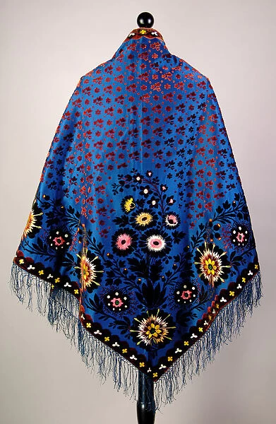 Evening shawl, possibly French, 1875-85. Creator: Unknown