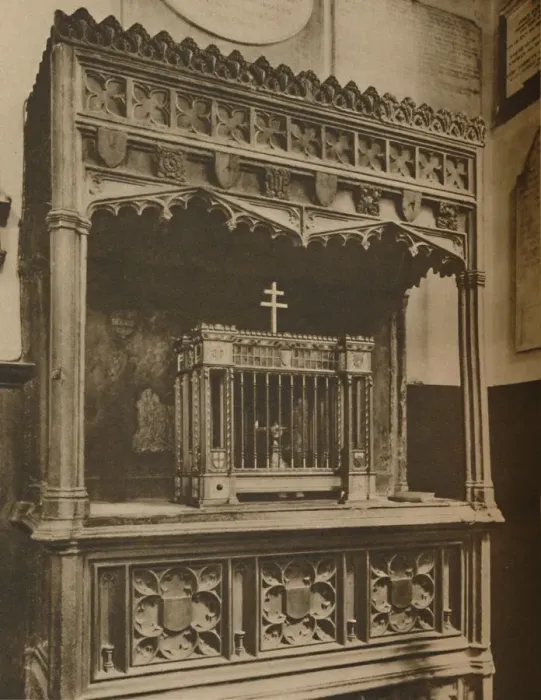 Framed Print : Ever-Burning Lamp of Maintenance of Toc H in Allhallows, Barking, c1935 Framed Print : Ever-Burning Lamp of Maintenance of Toc H in Allhallows, Barking, c1935
