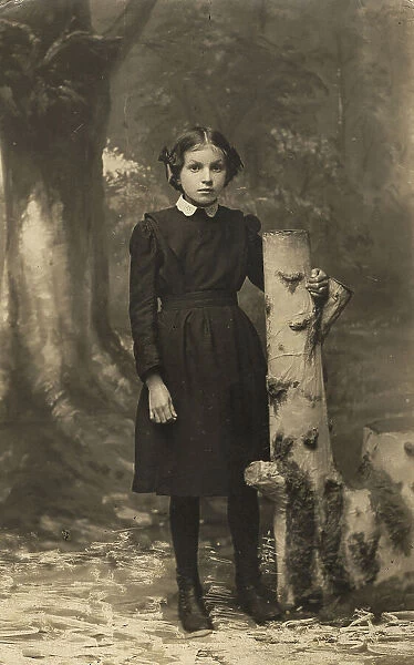 Evgenia Reshetnikova is a high school student, 1914. Creator: S. E. Gorshkov