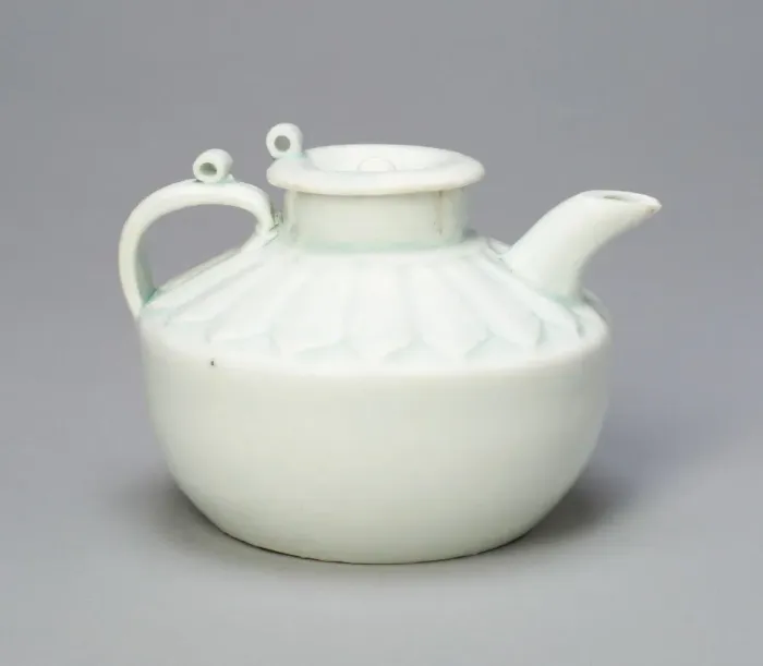 Framed Print : Ewer with Stylized Chrysanthemum Petals, Northern Song dynasty (960-1127), 12th century Framed Print : Ewer with Stylized Chrysanthemum Petals, Northern Song dynasty (960-1127), 12th century