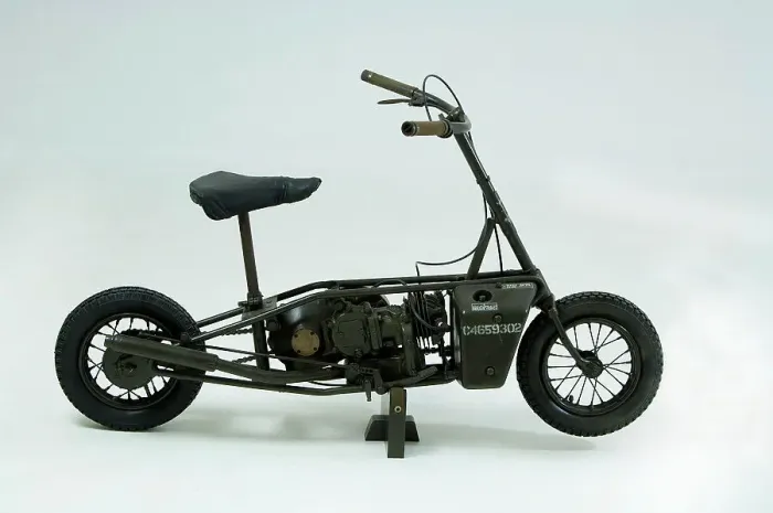 Framed Print : Excelsior Welbike 1943 Framed Print : Excelsior Welbike 1943
