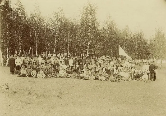 Framed Print : Excursion - a walk by participants of the playground of the Society for the Care of Primary... 1901 Creator: Unknown Framed Print : Excursion - a walk by participants of the playground of the Society for the Care of Primary... 1901 Creator: Unknown