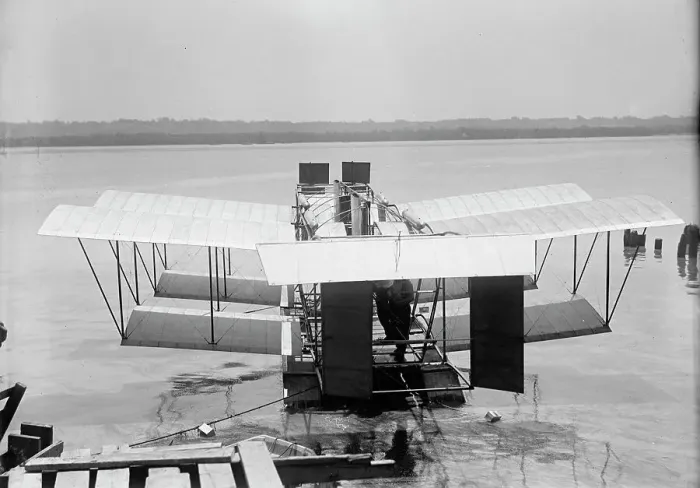 Framed Print : Experimental Tandem Biplane On Potomac Embodying Langley Principles, 1917. Creator: Harris & Ewing. Experimental Tandem Biplane On Potomac Embodying Langley Principles, 1917. Creator: Harris & Ewing Framed Print : Experimental Tandem Biplane On Potomac Embodying Langley Principles, 1917. Creator: Harris & Ewing. Experimental Tandem Biplane On Potomac Embodying Langley Principles, 1917. Creator: Harris & Ewing