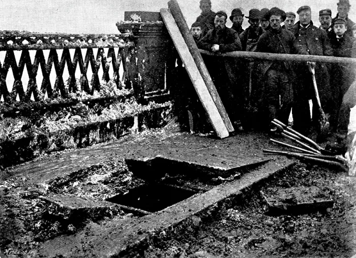 Framed Print : Explosion of Southwark Bridge, 1895. Creator: Robert Doyle Framed Print : Explosion of Southwark Bridge, 1895. Creator: Robert Doyle