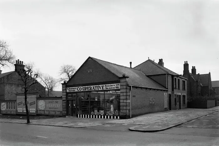 Framed Print : Exterior of the Dodworth Road Co-op, Barnsley, South Yorkshire, 1957 Framed Print : Exterior of the Dodworth Road Co-op, Barnsley, South Yorkshire, 1957