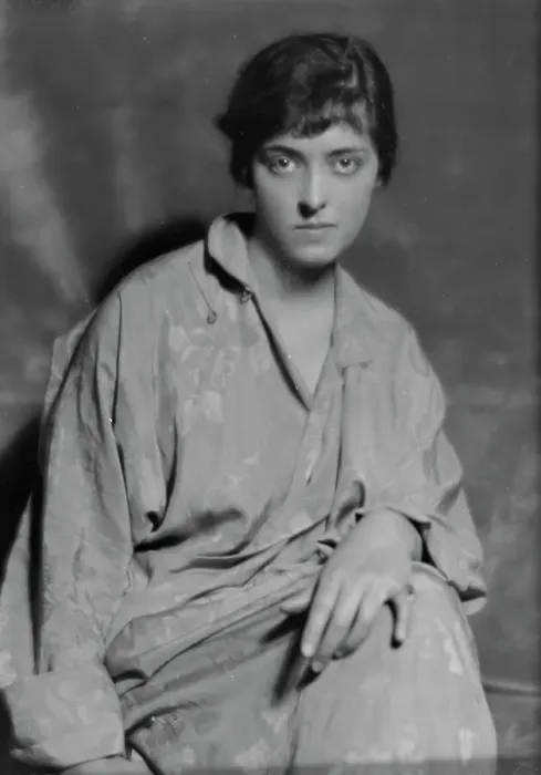 Framed Print : Eyre, Elizabeth, Miss, portrait photograph, 1915 Jan. 9. Creator: Arnold Genthe Framed Print : Eyre, Elizabeth, Miss, portrait photograph, 1915 Jan. 9. Creator: Arnold Genthe