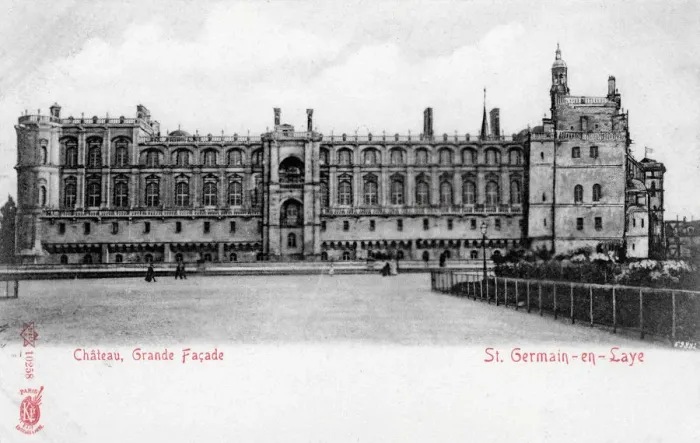 Framed Print : Facade of the Chateau of St Germain-en-Laye, France Framed Print : Facade of the Chateau of St Germain-en-Laye, France