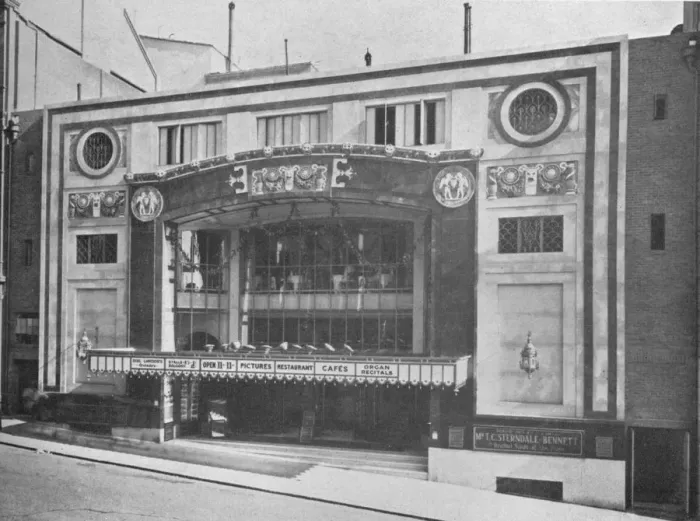 Framed Print : Facade and main entrance of the Regent Theatre, Brighton, Sussex, 1922 Framed Print : Facade and main entrance of the Regent Theatre, Brighton, Sussex, 1922