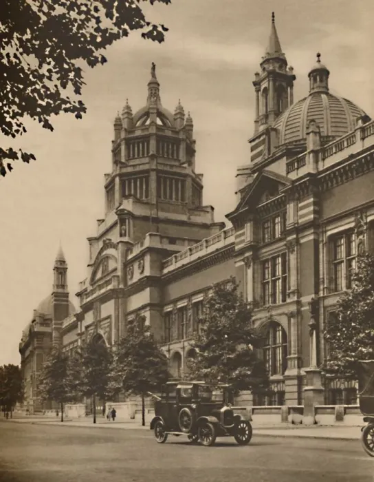 Framed Print : Facade of the Victoria and Albert Museum In Cromwell Road, c1935. Creator: Donald McLeish Framed Print : Facade of the Victoria and Albert Museum In Cromwell Road, c1935. Creator: Donald McLeish