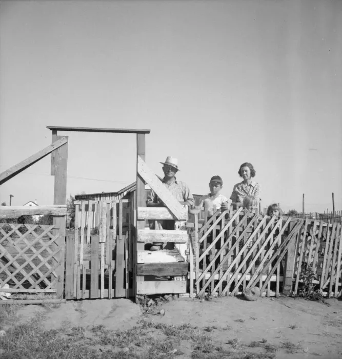Framed Print : Family from Oklahoma, Highway City, near Fresno, California, 1939. Creator: Dorothea Lange Framed Print : Family from Oklahoma, Highway City, near Fresno, California, 1939. Creator: Dorothea Lange