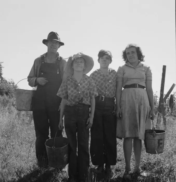 Framed Print : Father and children came from Albany... near West Stayton, Marion county, Oregon, 1939. Creator: Dorothea Lange Framed Print : Father and children came from Albany... near West Stayton, Marion county, Oregon, 1939. Creator: Dorothea Lange