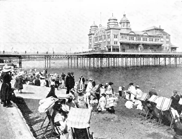 Framed Print : A Favourite North Wales Resort: the Beach at Colwyn Bay, 1909. Creator: Unknown Framed Print : A Favourite North Wales Resort: the Beach at Colwyn Bay, 1909. Creator: Unknown