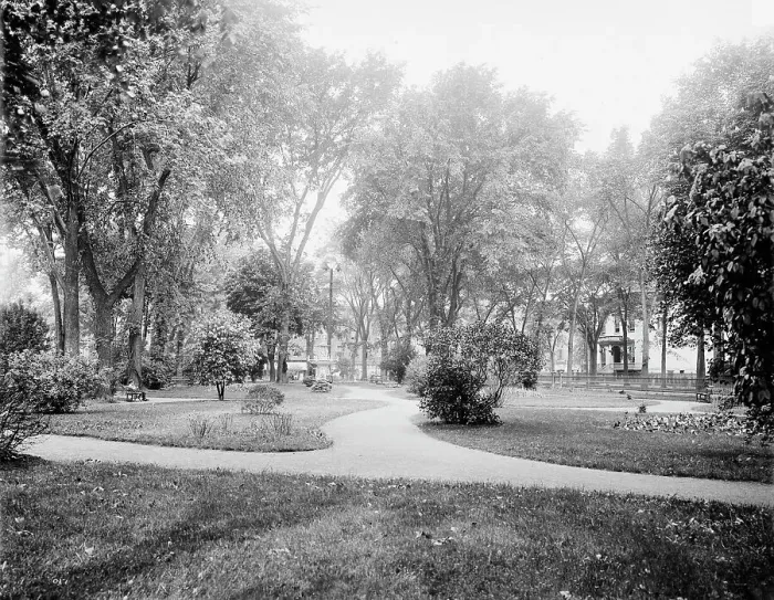 Framed Print : Fayette Park, Syracuse, N.Y. c1904. Creator: Unknown Framed Print : Fayette Park, Syracuse, N.Y. c1904. Creator: Unknown