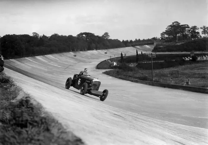 Framed Print : FE Elgood driving a Bentley at the MCC Members Meeting, Brooklands, 10 September 1938 Framed Print : FE Elgood driving a Bentley at the MCC Members Meeting, Brooklands, 10 September 1938