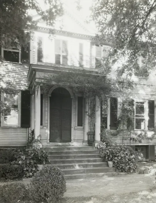 Framed Print : Federal Hill, John Keim house, 504 Hanover Street, Fredericksburg, Virginia, between 1927 and 1929 Creator: Frances Benjamin Johnston. Federal Hill, John Keim house, 504 Hanover Street, Fredericksburg, Virginia Framed Print : Federal Hill, John Keim house, 504 Hanover Street, Fredericksburg, Virginia, between 1927 and 1929 Creator: Frances Benjamin Johnston. Federal Hill, John Keim house, 504 Hanover Street, Fredericksburg, Virginia