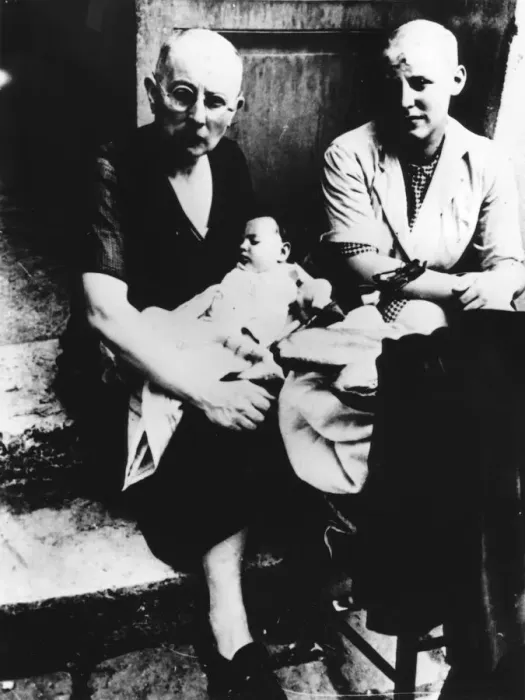Framed Print : Two female French collaborators, Chartres, France, 1944 Framed Print : Two female French collaborators, Chartres, France, 1944