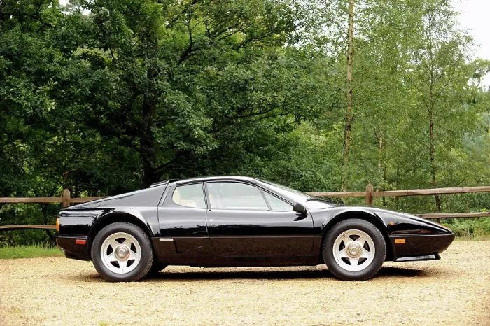 Framed Print : Ferrari 512i Berlinetta Boxer 1981. Artist: Simon Clay
