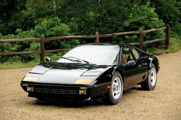 Framed Print : Ferrari 512i Berlinetta Boxer 1981. Artist: Simon Clay Framed Print : Ferrari 512i Berlinetta Boxer 1981. Artist: Simon Clay