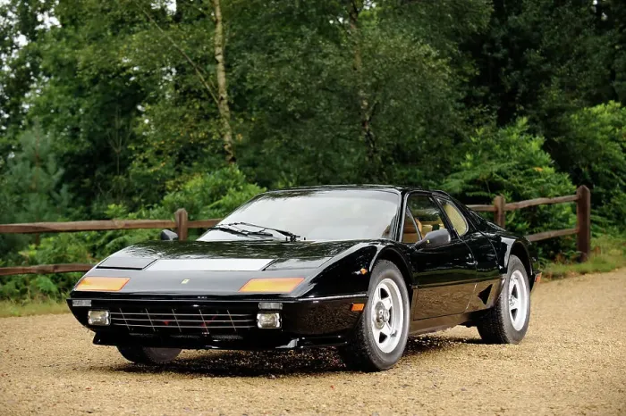 Framed Print : Ferrari 512i Berlinetta Boxer 1981. Artist: Simon Clay Framed Print : Ferrari 512i Berlinetta Boxer 1981. Artist: Simon Clay