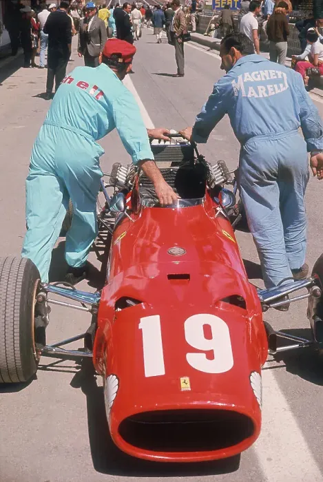 Framed Print : Ferrari of Chris Amon at the Spanish Grand Prix, Jarama, Madrid, 1968 Framed Print : Ferrari of Chris Amon at the Spanish Grand Prix, Jarama, Madrid, 1968