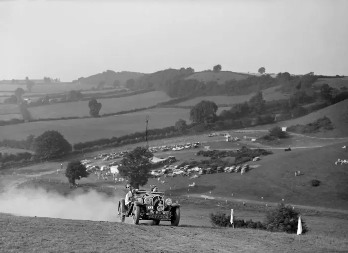 Framed Print : Fiat Balilla 508S competing in the Singer CC Rushmere Hill Climb, Shropshire 1935 Framed Print : Fiat Balilla 508S competing in the Singer CC Rushmere Hill Climb, Shropshire 1935