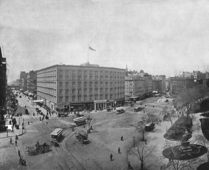 Framed Print : Fifth Avenue and Madison Square, New York, USA, c1900. Creator: Unknown Framed Print : Fifth Avenue and Madison Square, New York, USA, c1900. Creator: Unknown