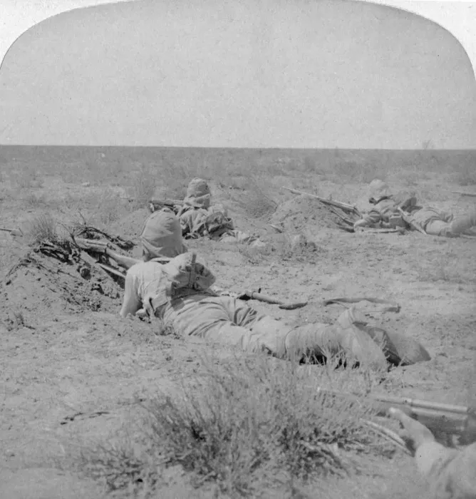 Framed Print : On the fighting line with the Queens bravest, Modder River, South Africa, 1900. Artist: Underwood & Underwood Framed Print : On the fighting line with the Queens bravest, Modder River, South Africa, 1900. Artist: Underwood & Underwood