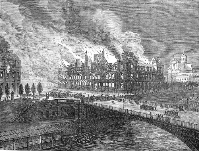 Framed Print : The Fighting in Paris: burning of the Hotel de Ville, 1871. Creator: Unknown Framed Print : The Fighting in Paris: burning of the Hotel de Ville, 1871. Creator: Unknown