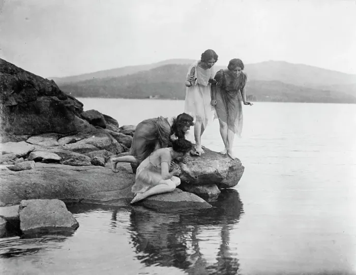Framed Print : Four figures at water edge, c1914. Creator: Frances Benjamin Johnston Framed Print : Four figures at water edge, c1914. Creator: Frances Benjamin Johnston