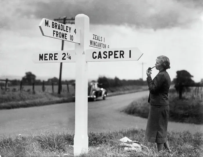 Framed Print : Finger sign post in Wiltshire, 1930s. Creator: Unknown Framed Print : Finger sign post in Wiltshire, 1930s. Creator: Unknown
