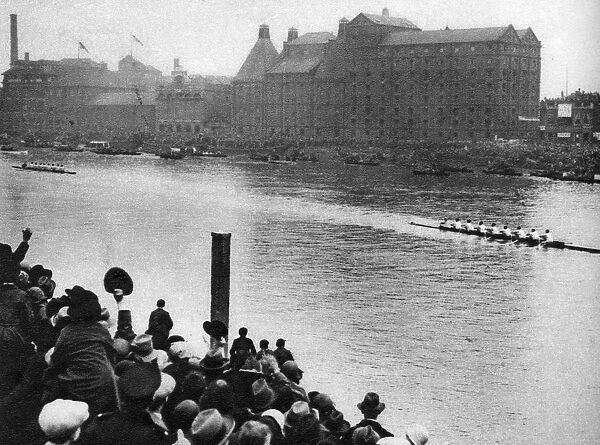 Finish of the Oxford and Cambridge Boat Race, London, 1926-1927