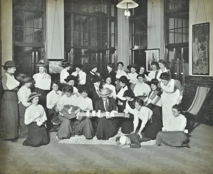 Framed Print : First aid class for women, Montem Street Evening Institute, London, 1913 Framed Print : First aid class for women, Montem Street Evening Institute, London, 1913